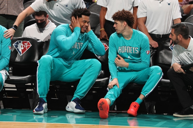 对湖人队深 对湖人队深